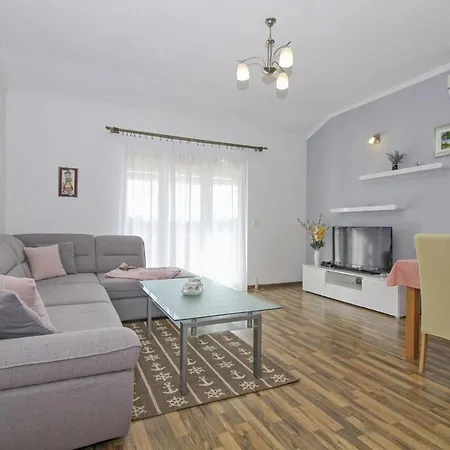 Casa de hóspedes Lea In Stinjan - Istrien 4*